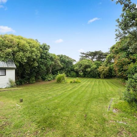 Wharerata - Otaki Beach Holiday Home ภายนอก รูปภาพ